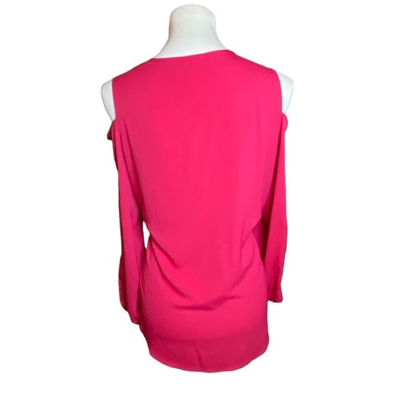 LiKE NEW! Chico’s Hot Pink Cold Shoulder - Picture 3 of 5